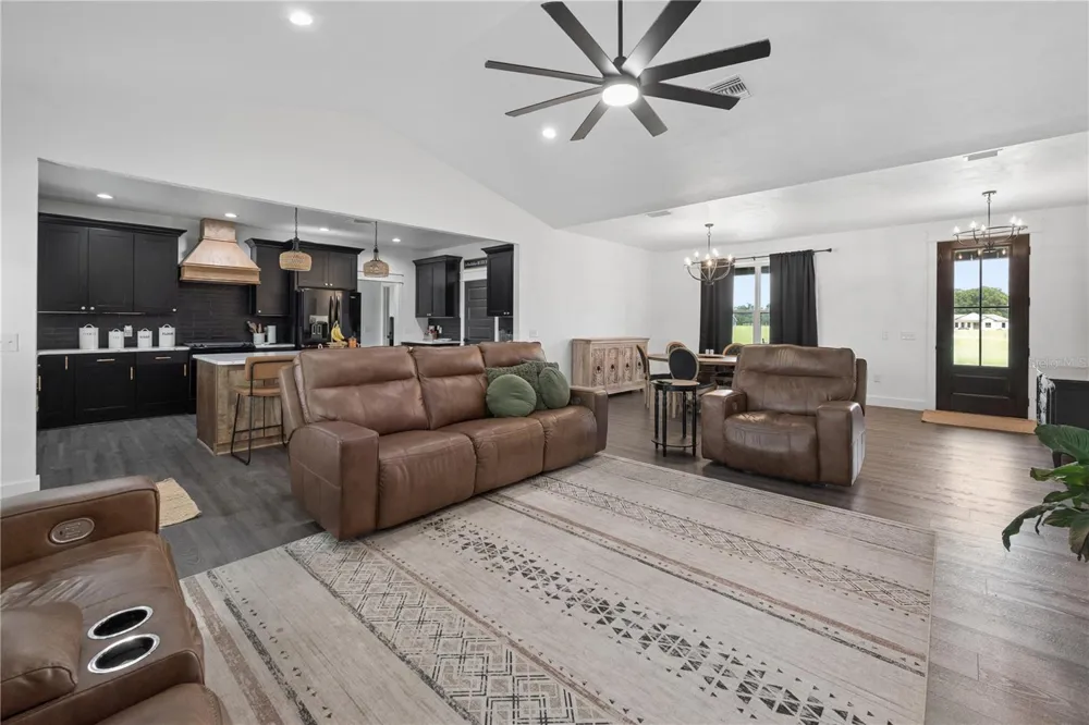 3396 NW 31ST AVENUE Bell, FL 32619