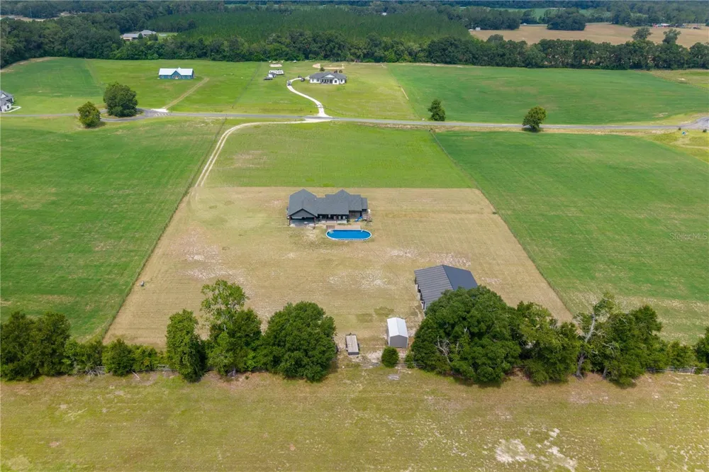 3396 NW 31ST AVENUE Bell, FL 32619
