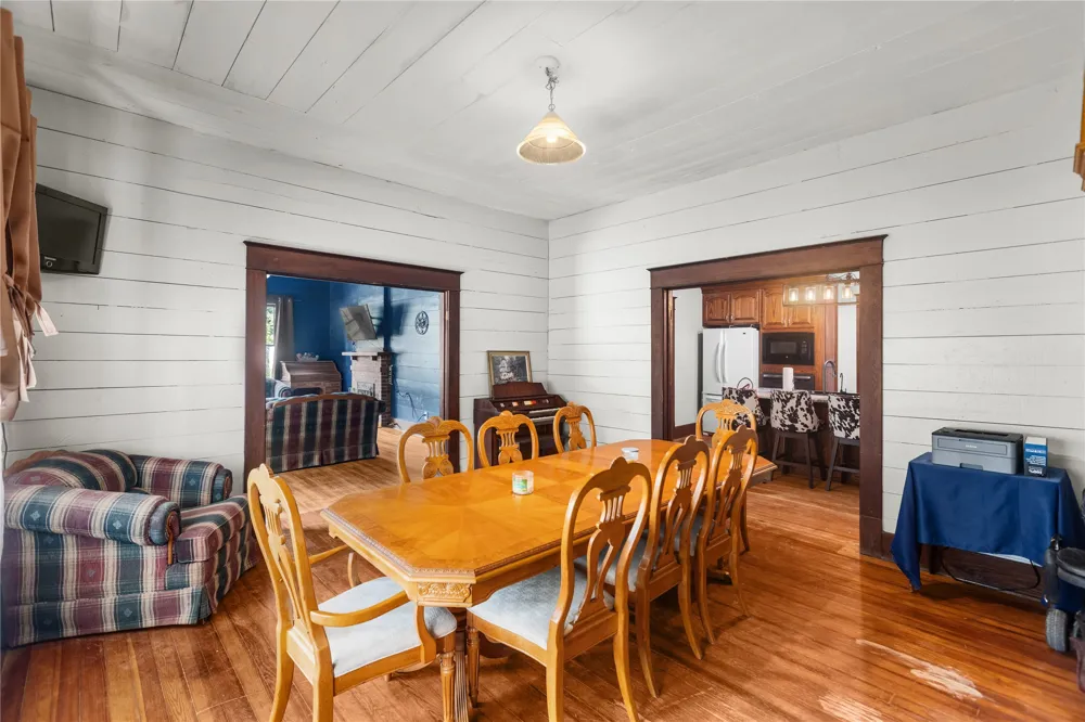 209 Pecan Street Roxton, TX 75477