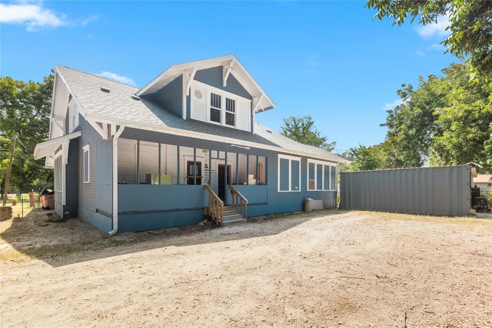 209 Pecan Street Roxton, TX 75477