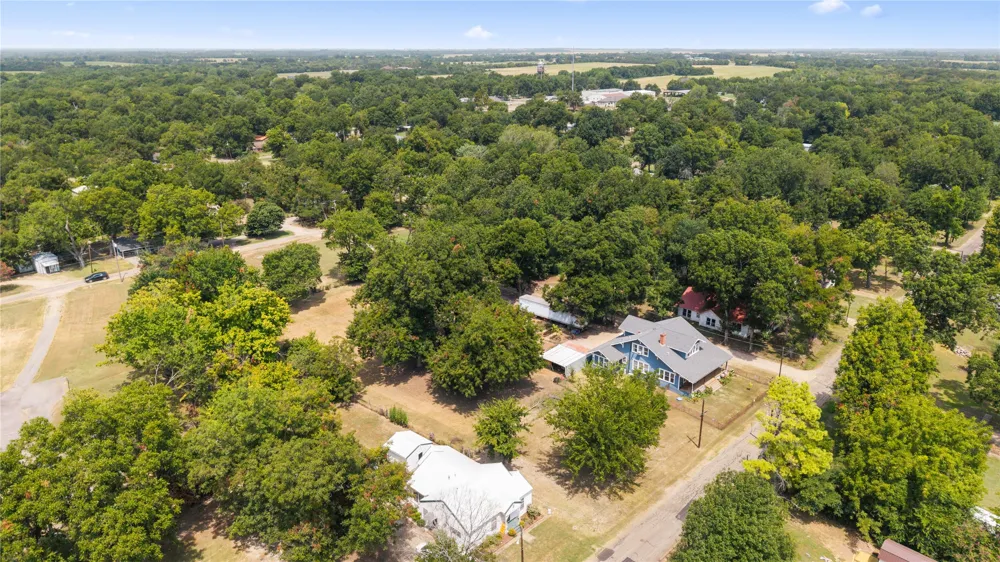 209 Pecan Street Roxton, TX 75477
