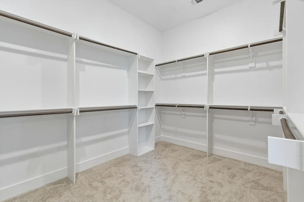 1005 Goldenrod Drive Justin, TX 76247