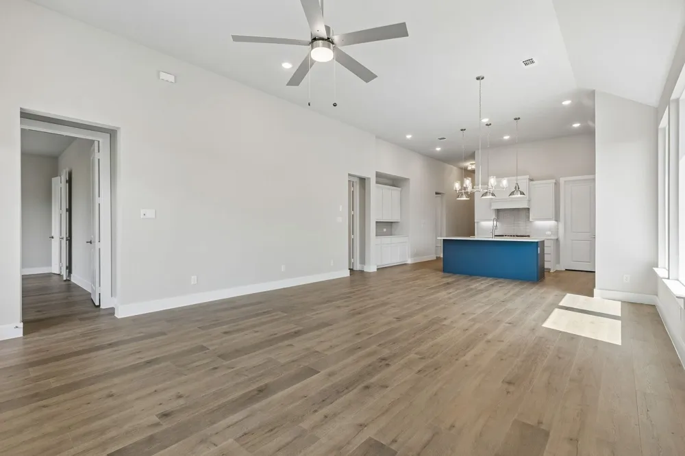 1005 Goldenrod Drive Justin, TX 76247