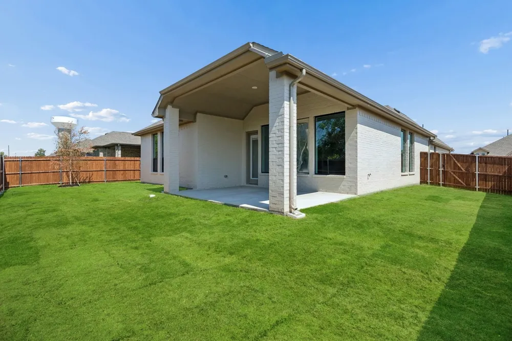 1005 Goldenrod Drive Justin, TX 76247