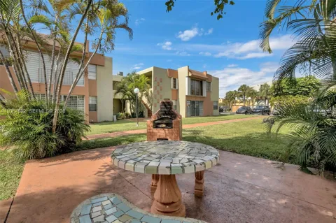 9370 W Flagler St #209A