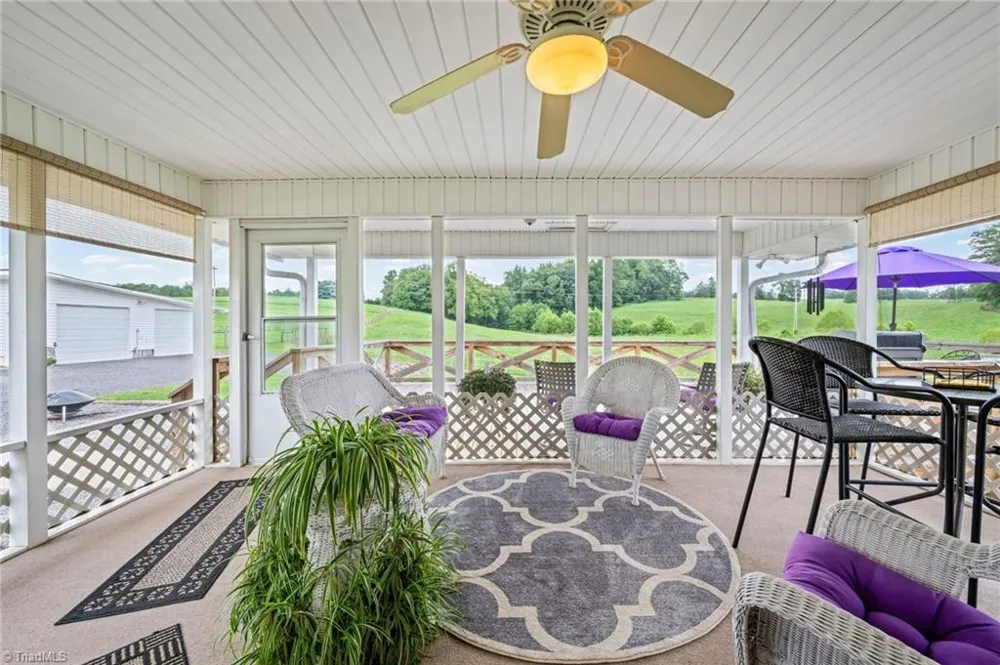 1824 Binkley Road East Bend, NC 27018