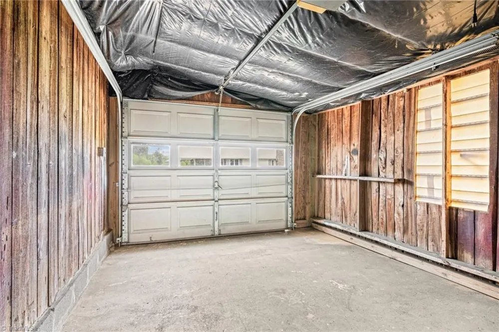 1824 Binkley Road East Bend, NC 27018