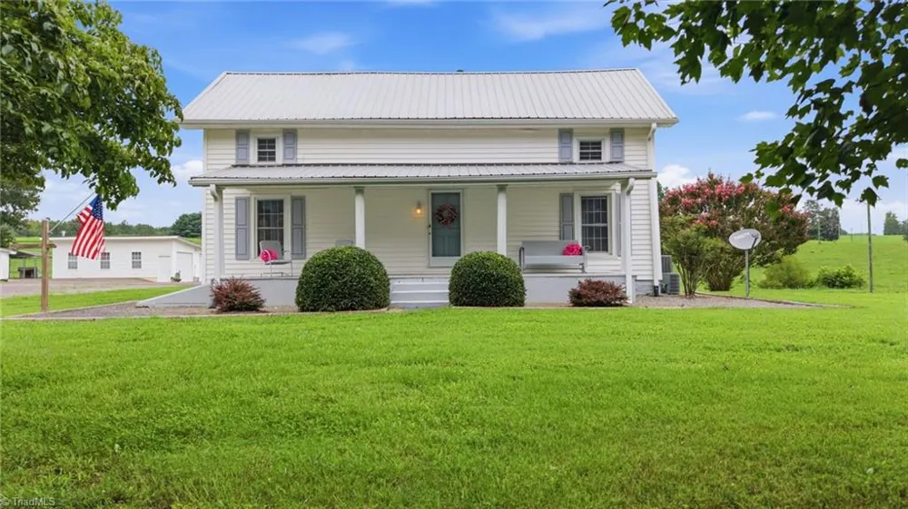 1824 Binkley Road East Bend, NC 27018