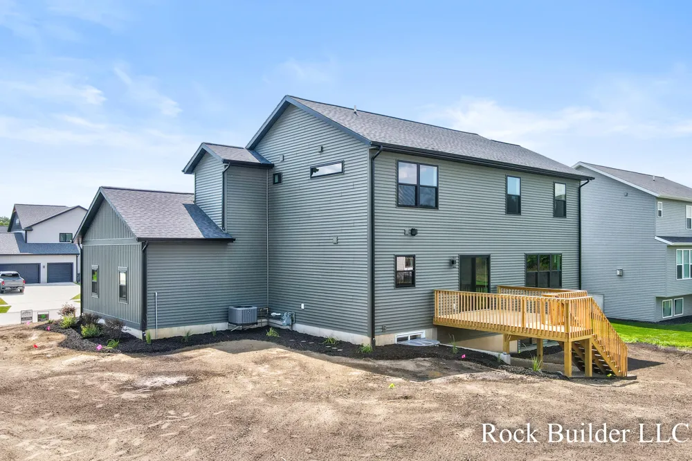 3337 Eagle Peak Drive Georgetown Charter Township, MI 49428