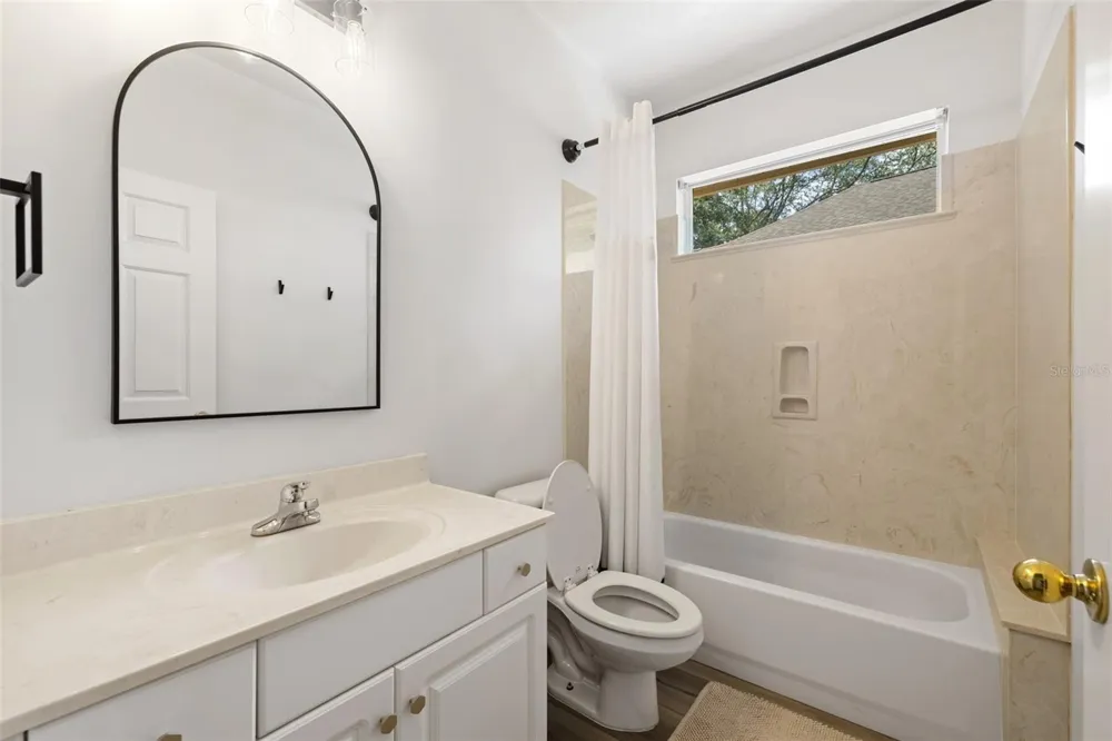 3033 SW 98TH DRIVE Gainesville, FL 32608