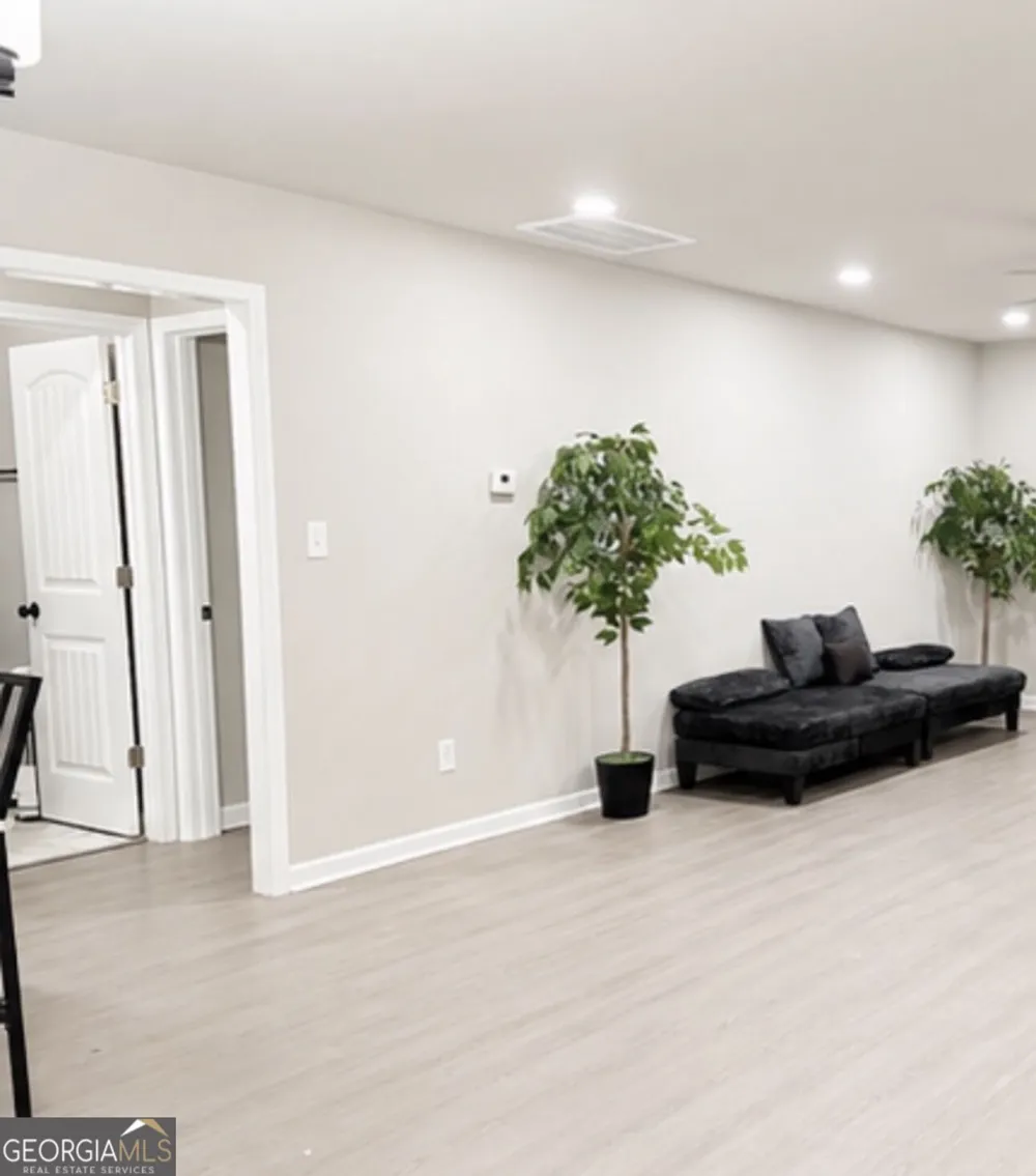 202B West ST Warner Robins, GA 31088
