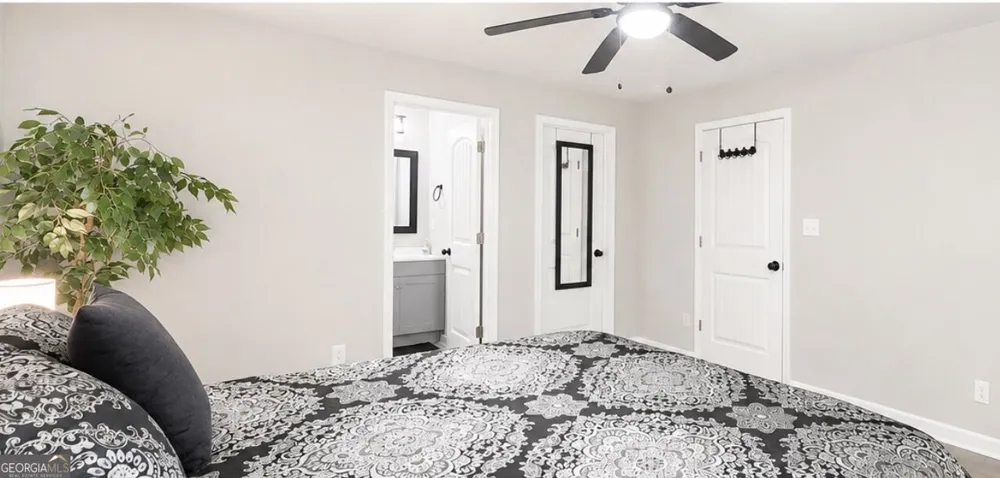 202B West ST Warner Robins, GA 31088