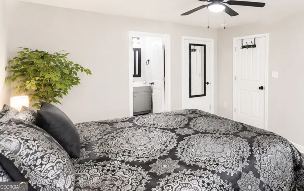 202B West ST Warner Robins, GA 31088