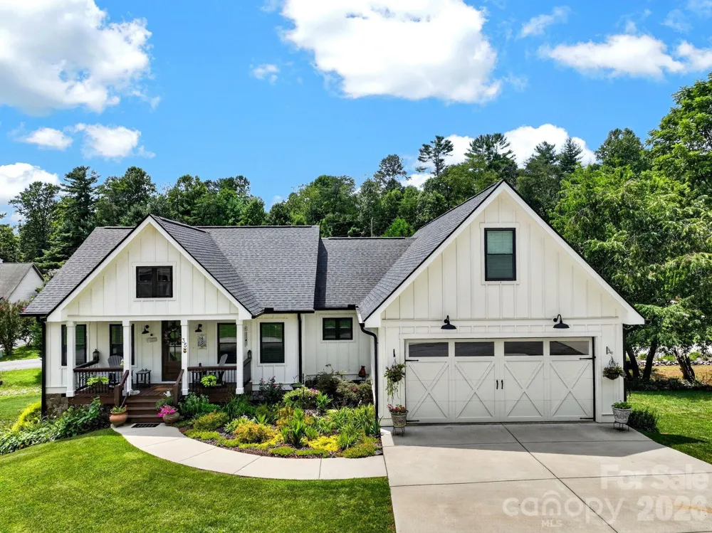 35 Meadow Haven Court Mills River, NC 28759