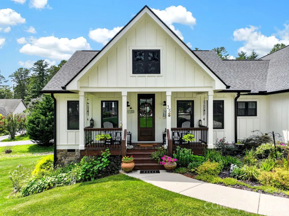 35 Meadow Haven Court Mills River, NC 28759