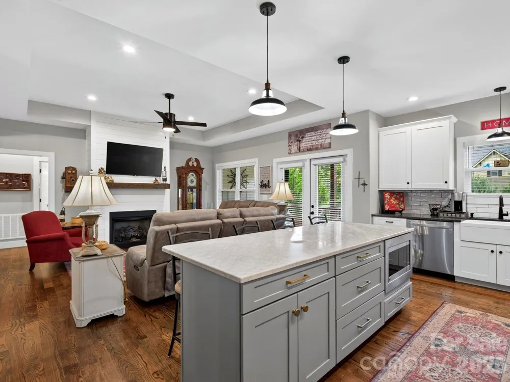 35 Meadow Haven Court Mills River, NC 28759