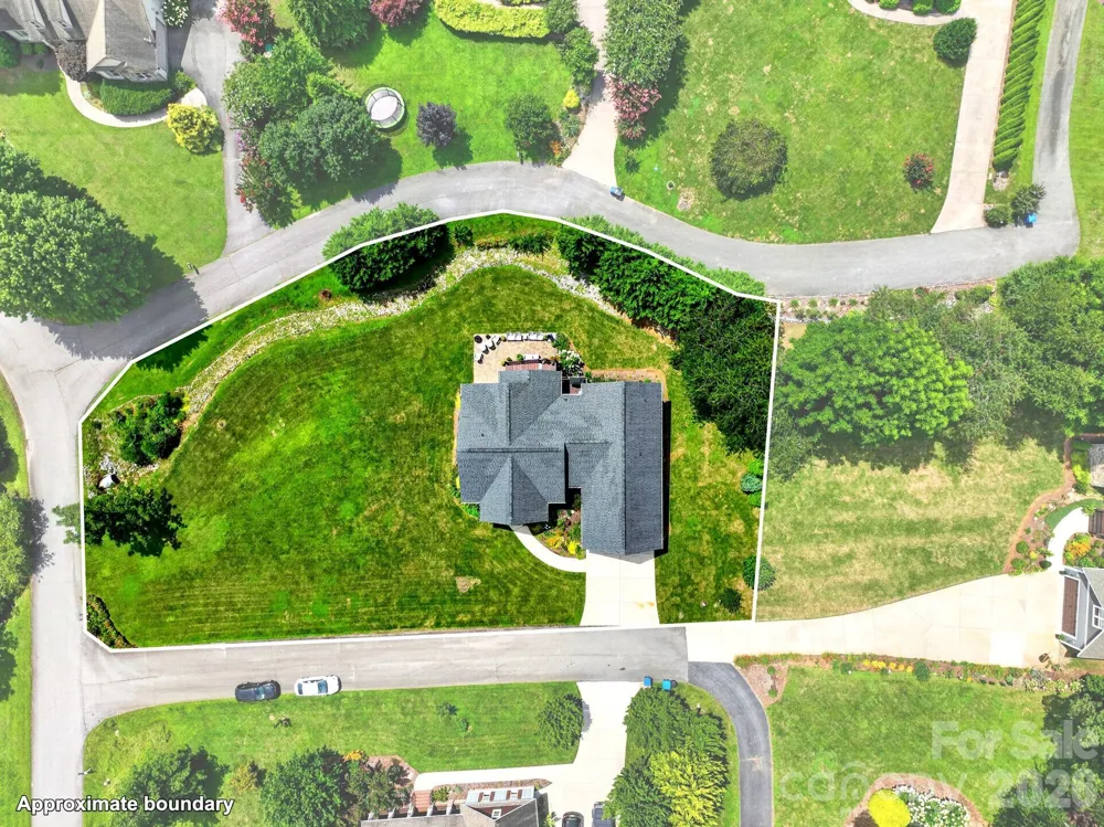 35 Meadow Haven Court Mills River, NC 28759