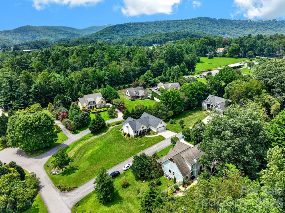 35 Meadow Haven Court Mills River, NC 28759