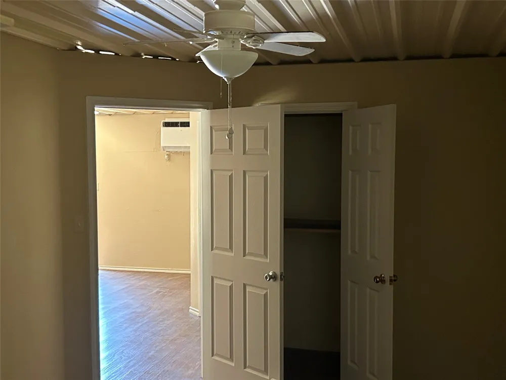 160 County Road 1709 Clifton, TX 76634