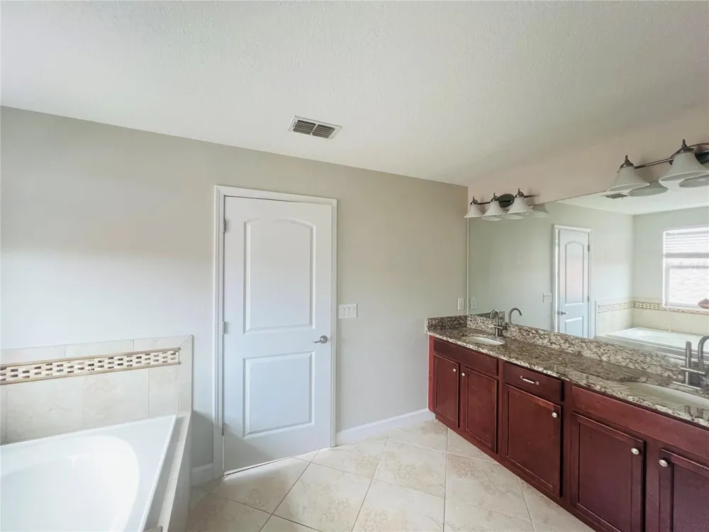 13149 GREEN VIOLET DRIVE Riverview, FL 33579