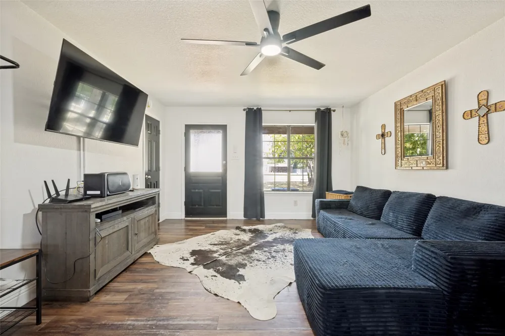 105 7th Street Sanger, TX 76266