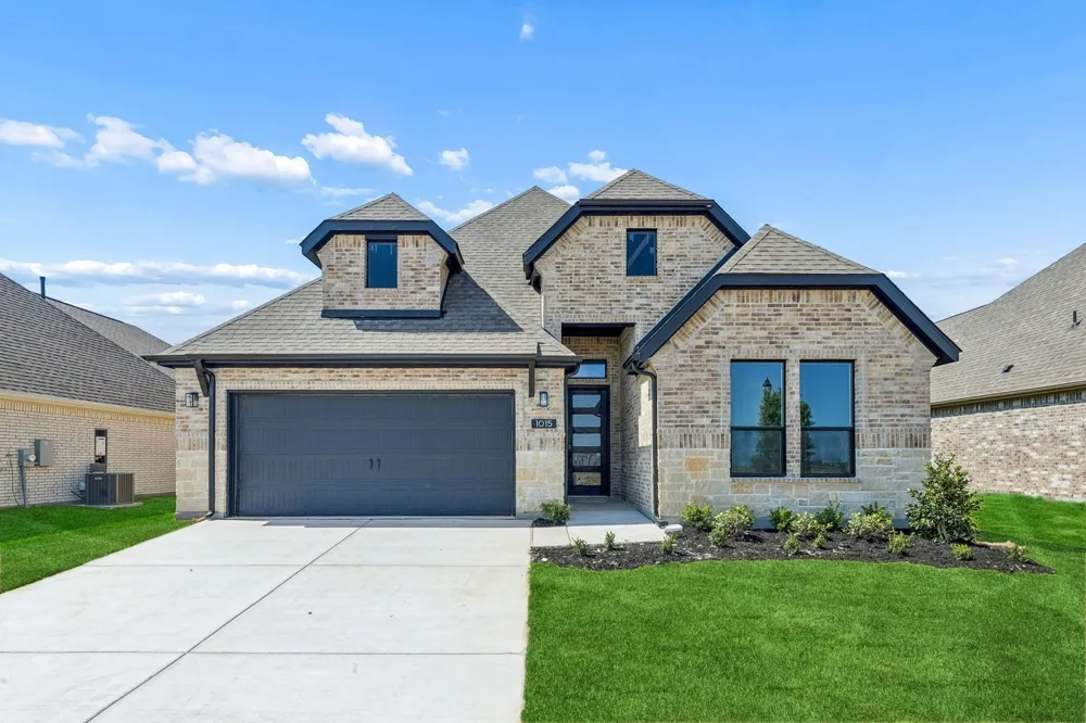 1015 Goldenrod Drive Justin, TX 76247