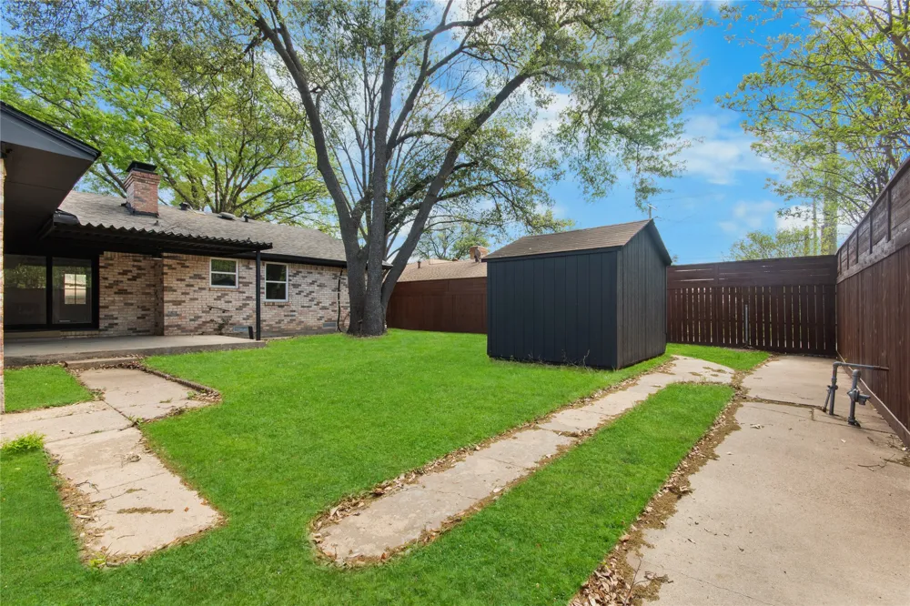6211 Symphony Lane Dallas, TX 75227
