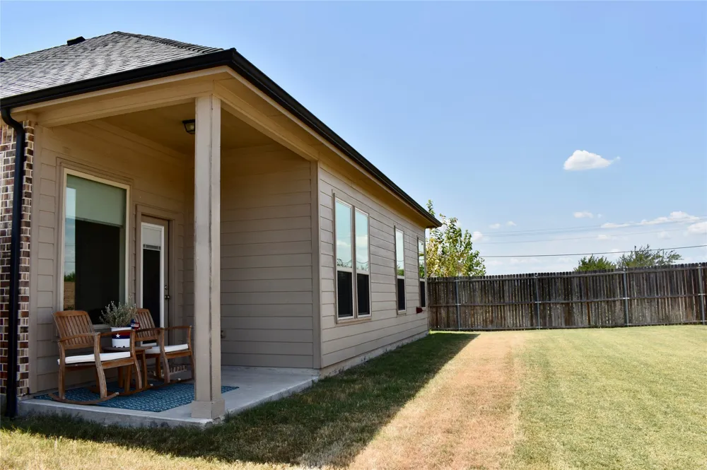 516 Millsap Drive Van Alstyne, TX 75495