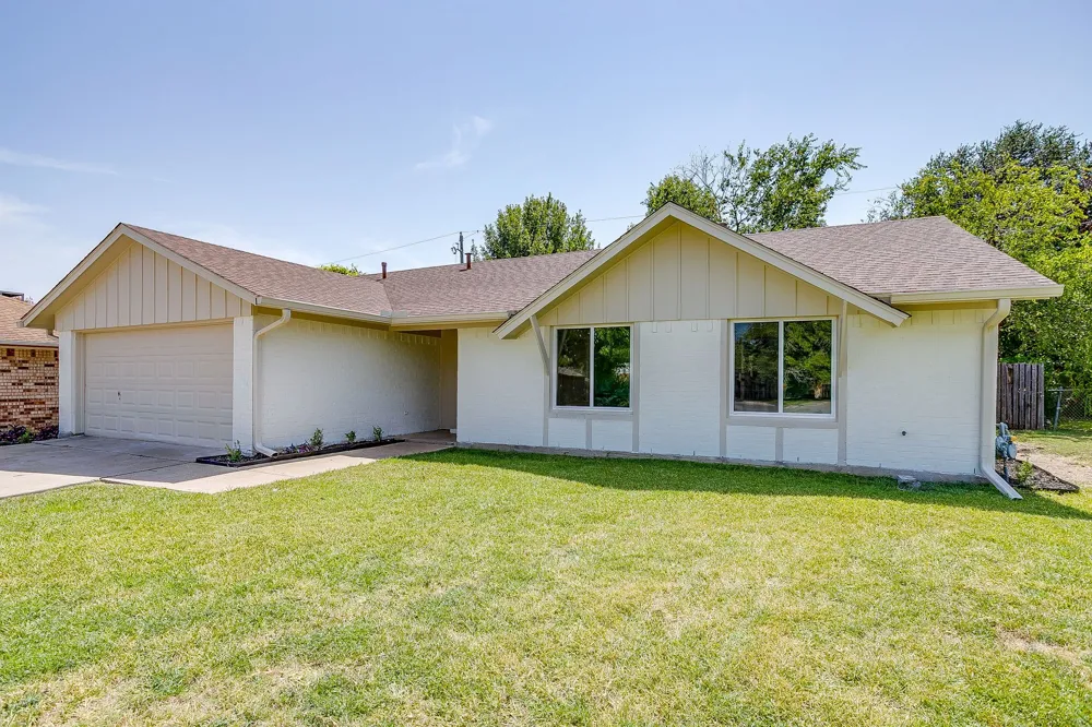 7017 Betsy Ross Court Watauga, TX 76148