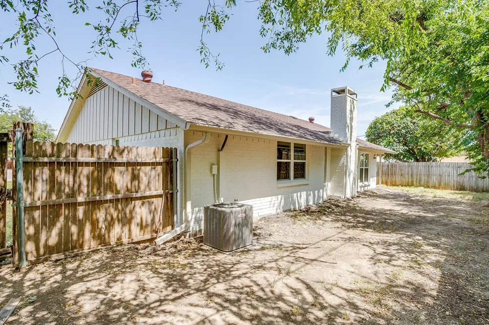 7017 Betsy Ross Court Watauga, TX 76148