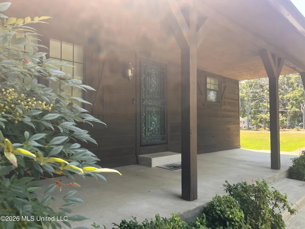 321 Odom Road Hernando, MS 38632