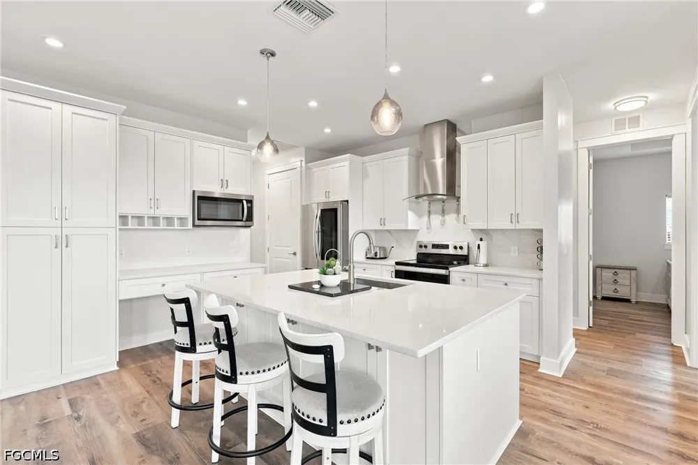 NW 28th Place Cape Coral, FL 33993
