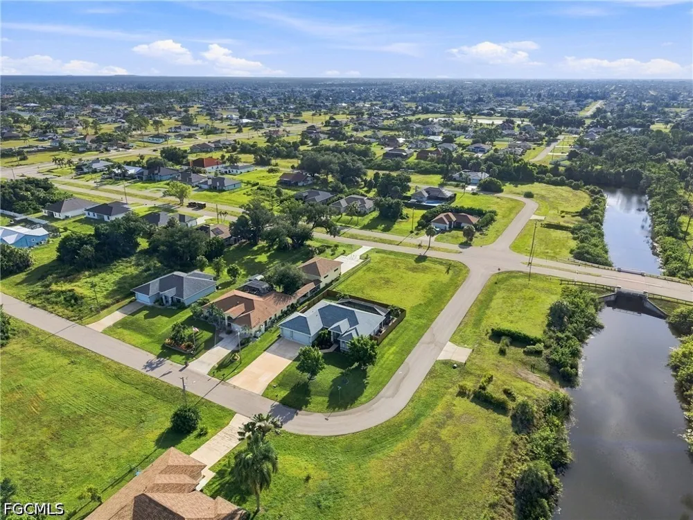 NW 28th Place Cape Coral, FL 33993