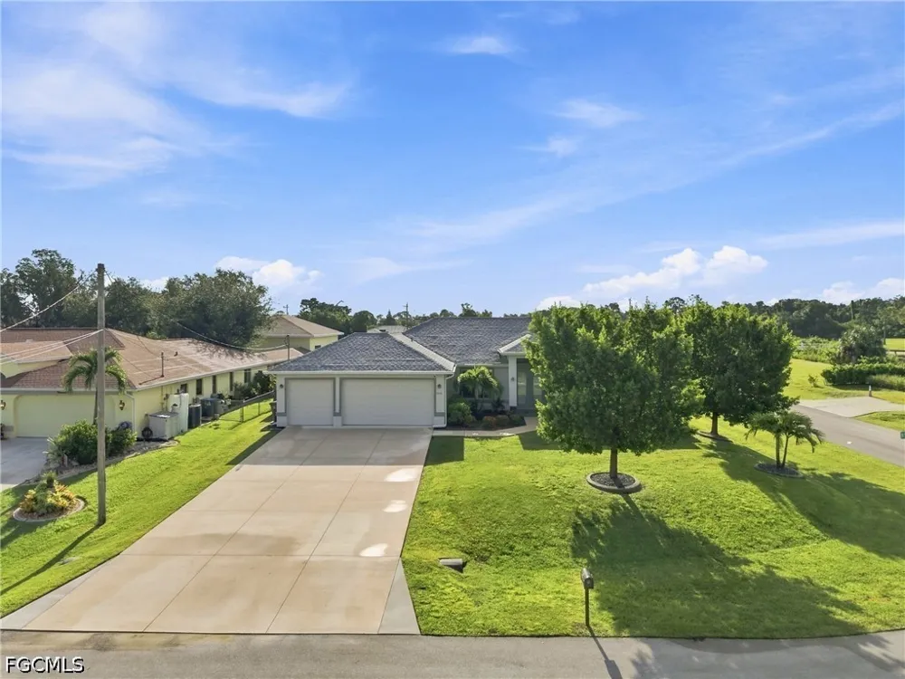 NW 28th Place Cape Coral, FL 33993