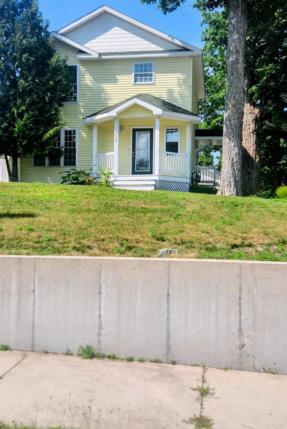 538 W Upton Avenue Reed City City, MI 49677