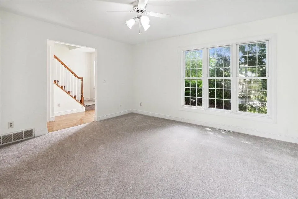 538 W Upton Avenue Reed City City, MI 49677