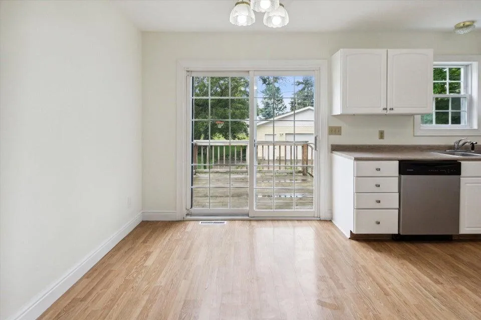 538 W Upton Avenue Reed City City, MI 49677