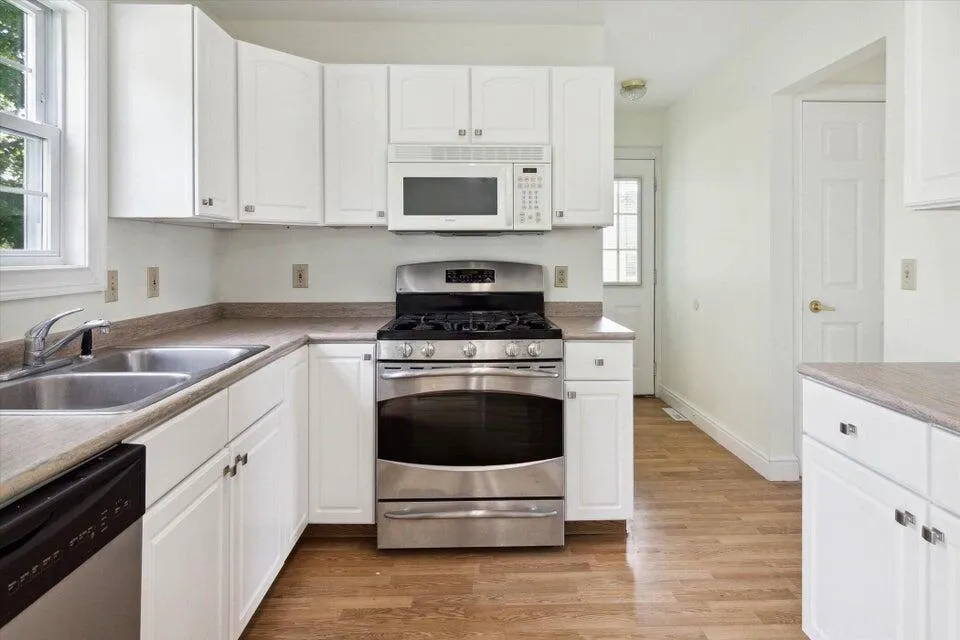 538 W Upton Avenue Reed City City, MI 49677