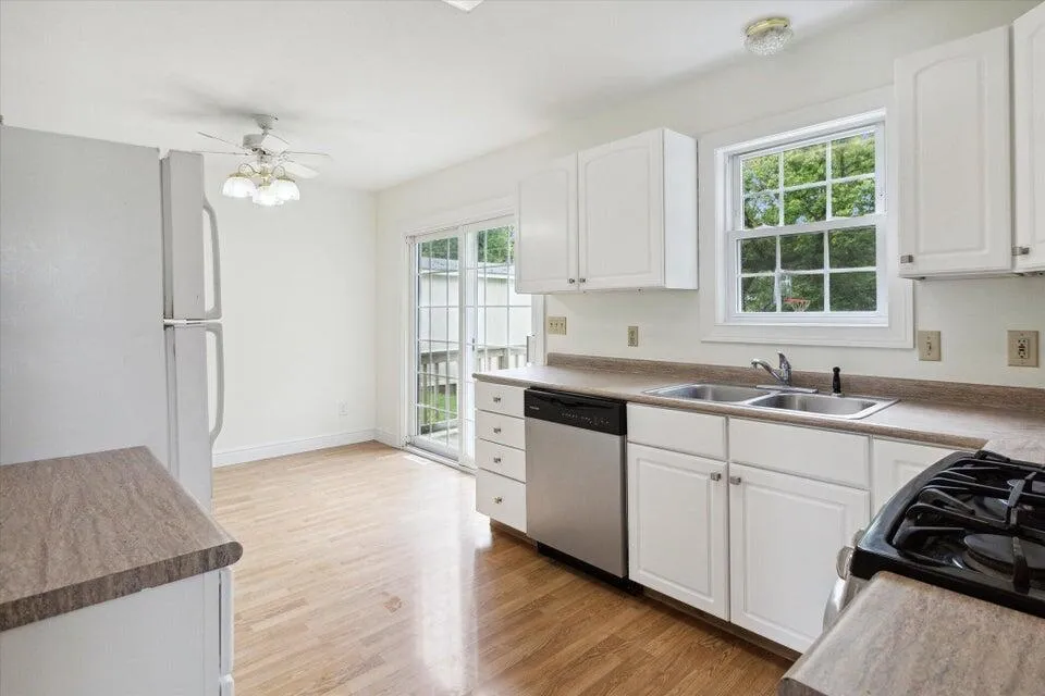 538 W Upton Avenue Reed City City, MI 49677