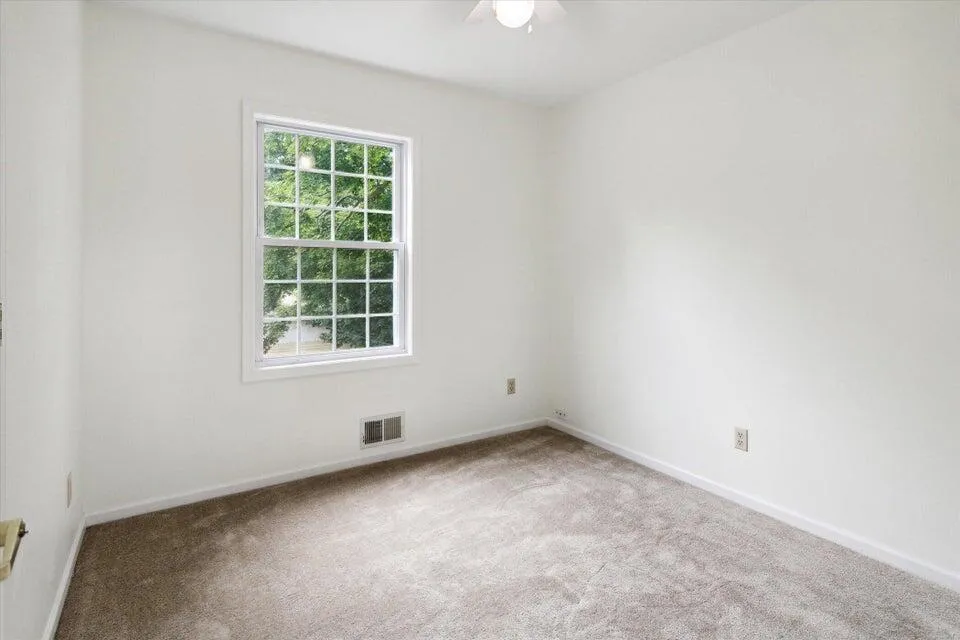 538 W Upton Avenue Reed City City, MI 49677
