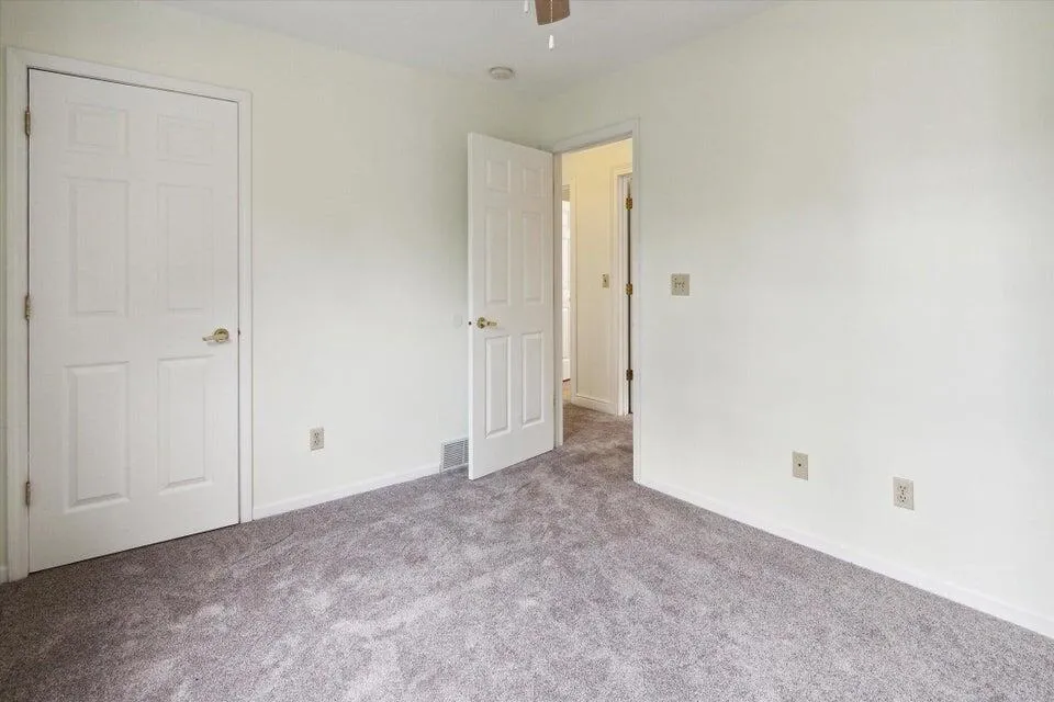 538 W Upton Avenue Reed City City, MI 49677