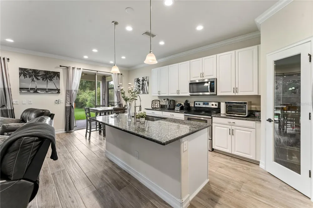 1295 MONTGOMERY BELL ROAD Wesley Chapel, FL 33543