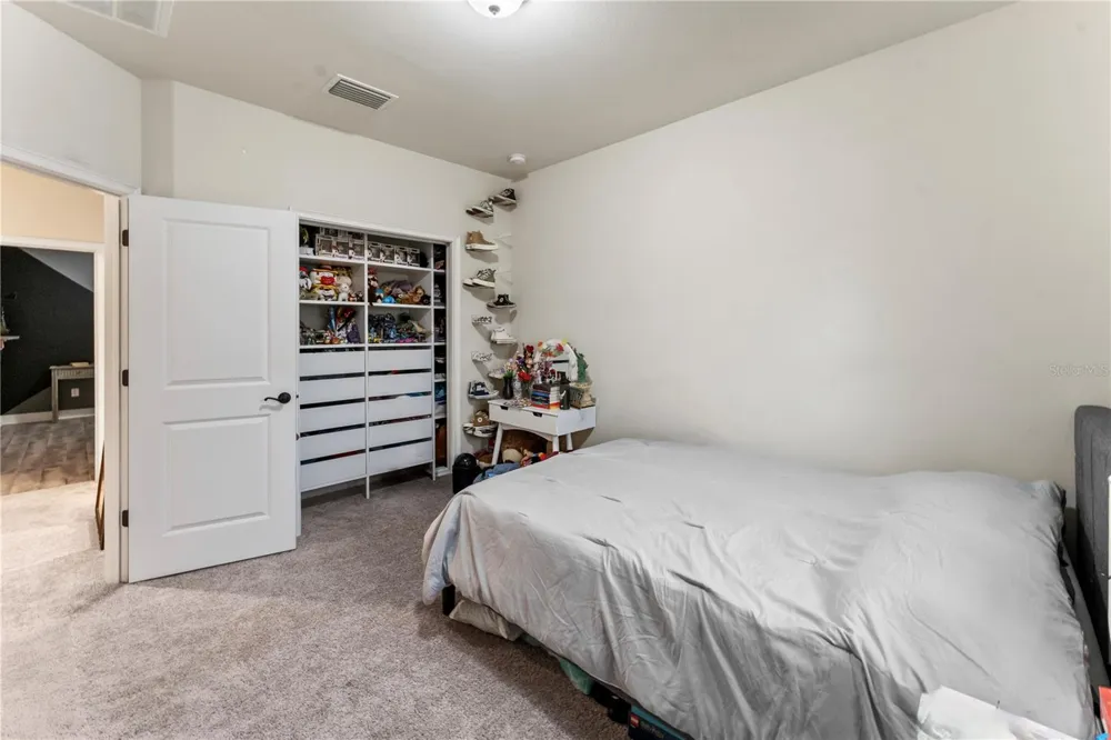 1295 MONTGOMERY BELL ROAD Wesley Chapel, FL 33543