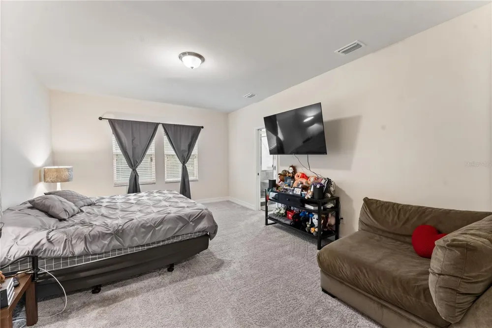 1295 MONTGOMERY BELL ROAD Wesley Chapel, FL 33543
