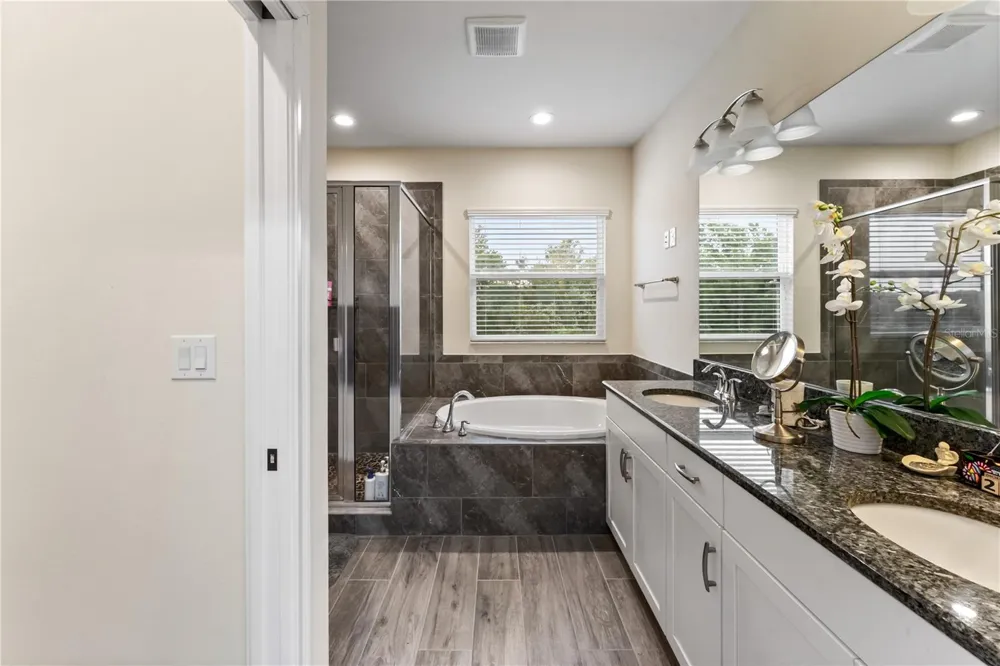 1295 MONTGOMERY BELL ROAD Wesley Chapel, FL 33543
