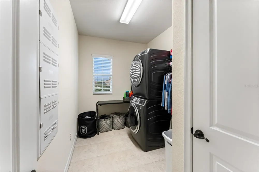 1295 MONTGOMERY BELL ROAD Wesley Chapel, FL 33543