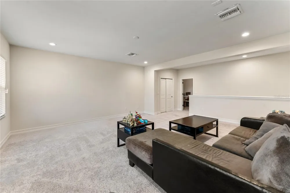 1295 MONTGOMERY BELL ROAD Wesley Chapel, FL 33543