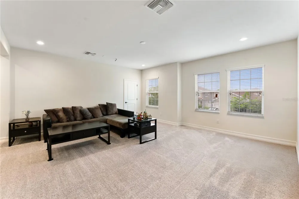 1295 MONTGOMERY BELL ROAD Wesley Chapel, FL 33543