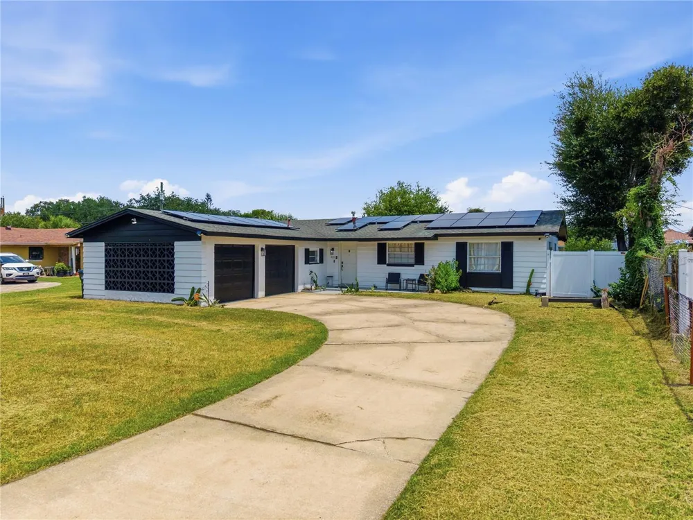835 MARLOWE AVENUE Orlando, FL 32809