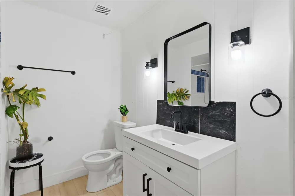 835 MARLOWE AVENUE Orlando, FL 32809